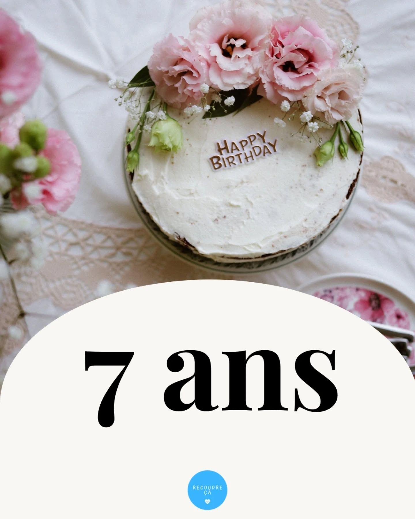 Aujourd'hui, mon amour souffle sa septième bougie 🎂 et entre officiellement dans l'âge de raison.

Il y a sept ans, je subissais des violences et des souffrances inhumaines, pendant et après mon accouchement.

Depuis plusieurs années, je sensibilise aux violences obstétricales et gynécologiques sur les réseaux sociaux.

On pourrait croire que j'en ai fait le tour 😇

Mais malheureusement, les statistiques sont là : une femme sur quatre dénonce des comportements irrespectueux, voire violents en maternité.

Cette année, je n'ai jamais autant reçu de témoignages de femmes sur les violences (sous toutes ses formes) qu'elles subissent ou ont subies.

Et en même temps, je n'ai jamais autant ressenti une telle sororité 💜

#recoudreca
#stopviolencesfaitesauxfemmes
#stopvog 
#noustoutes 
#accouchementrespecté